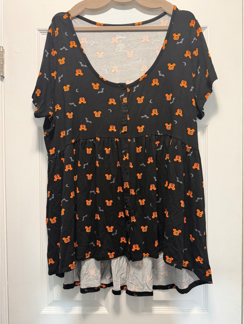 Disney Torrid Mickey Pumpkin Top